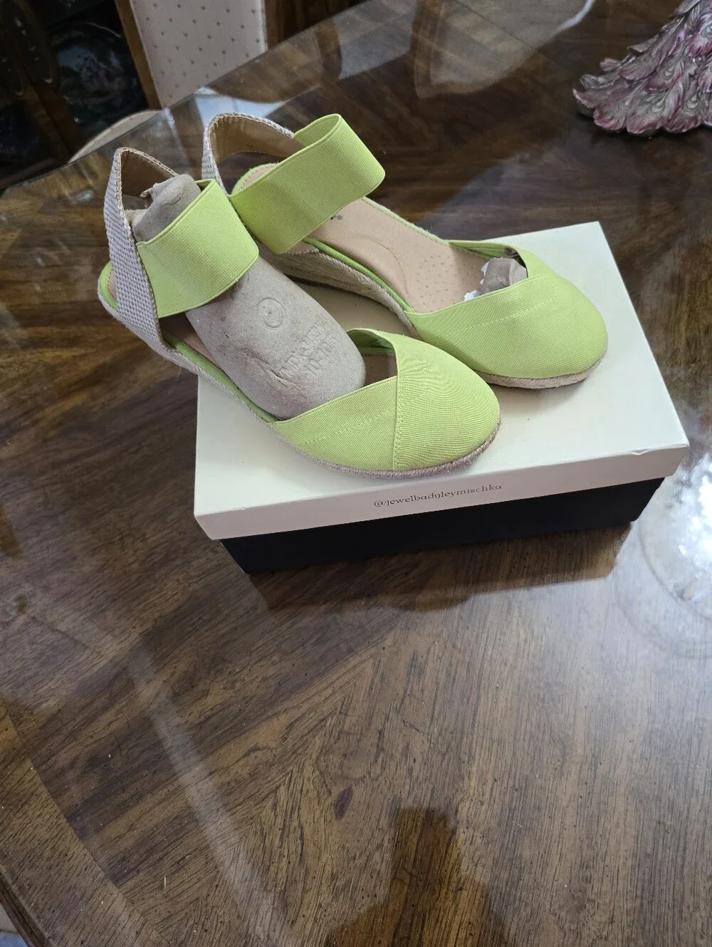 comfortview Lime Green Espadrille Wedge Sandals with Beige Back Strap
